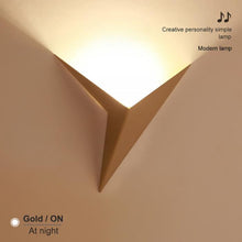 Load image into Gallery viewer, Nordic Origami Wall Lamp - Decorar.co.uk