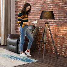 Load image into Gallery viewer, The Nord-Greve Lamp - Decorar.co.uk