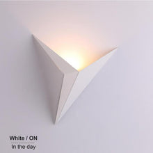 Load image into Gallery viewer, Nordic Origami Wall Lamp - Decorar.co.uk